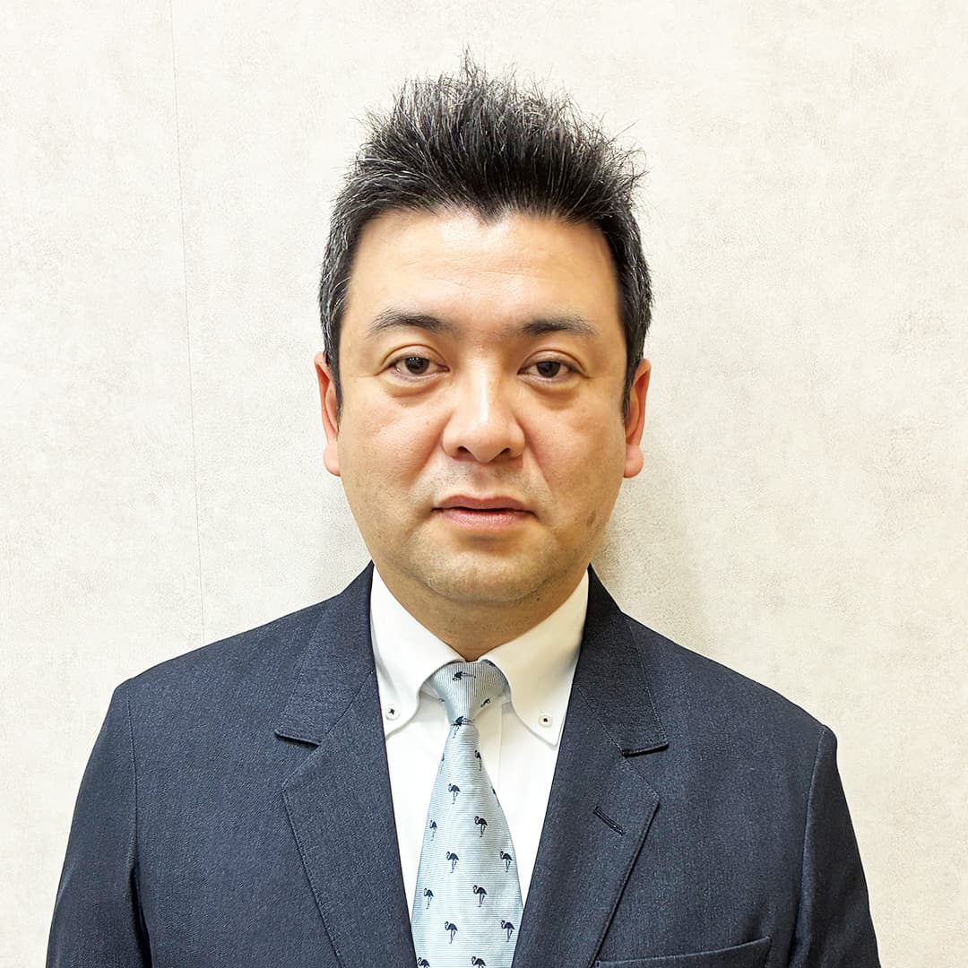 贄田 康宏 氏