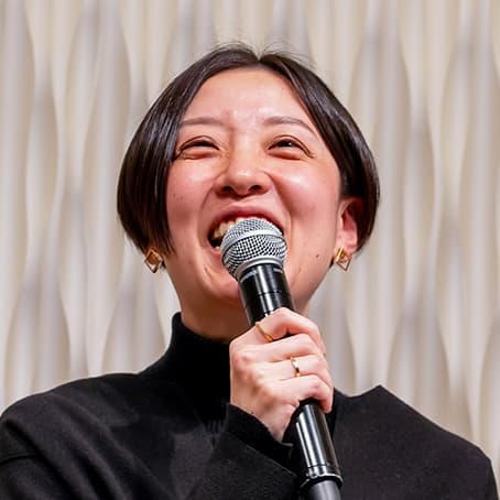 角倉 加奈子氏